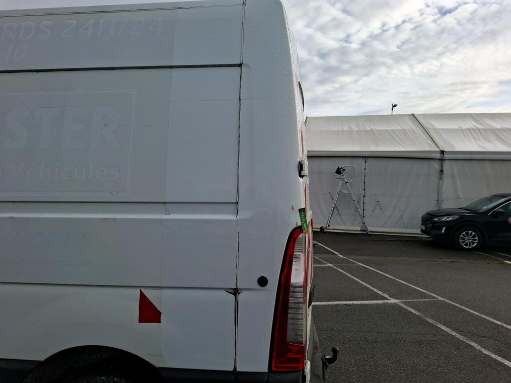RENAULT MASTER FOURGON FGN L2H2 3.5t 2.3 dCi 130 E6 GRAND CONFORT 2017