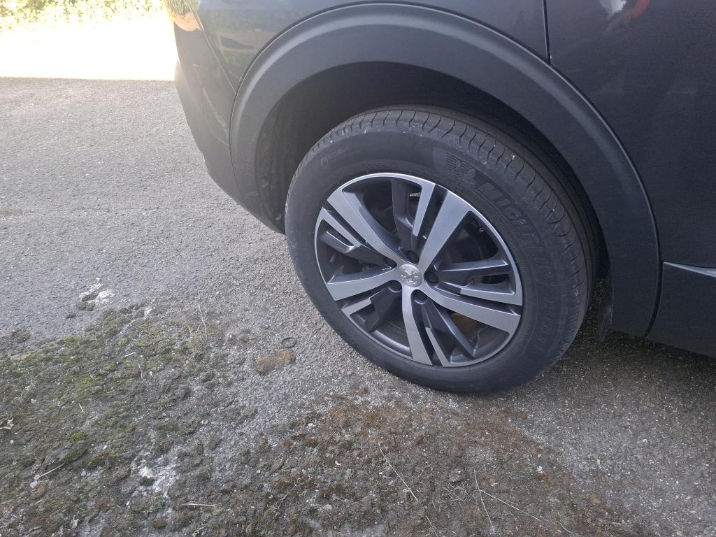 PEUGEOT 5008 PureTech 130ch S&S EAT8 Allure Pack 2023