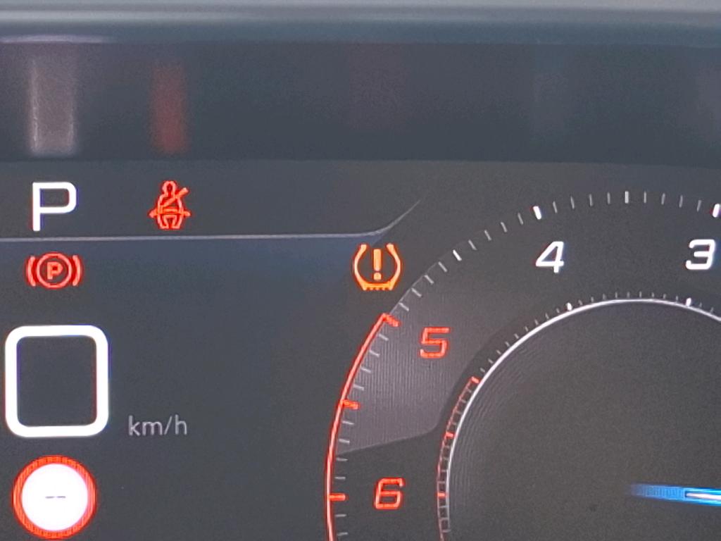 PEUGEOT 5008 BlueHDi 130ch S&S EAT8 Active Pack 2023