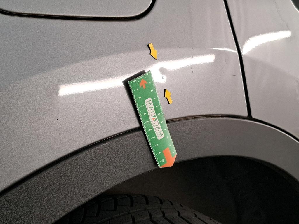 NISSAN  2018