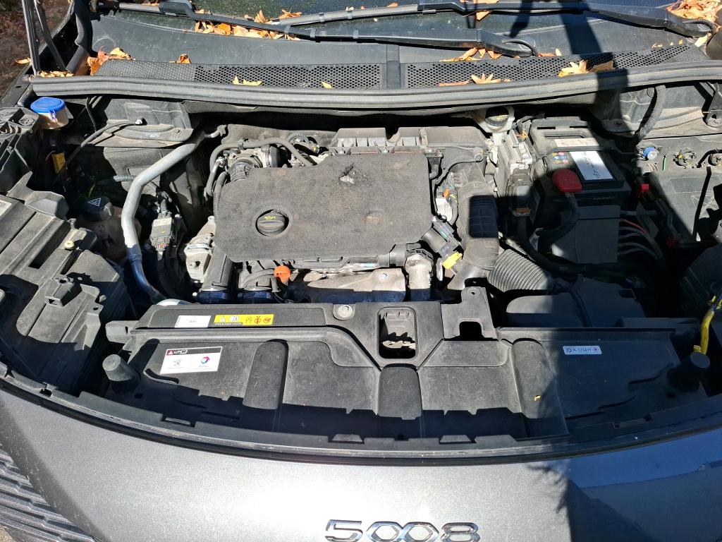 PEUGEOT 5008 BlueHDi 130ch S&S EAT8 GT 2021