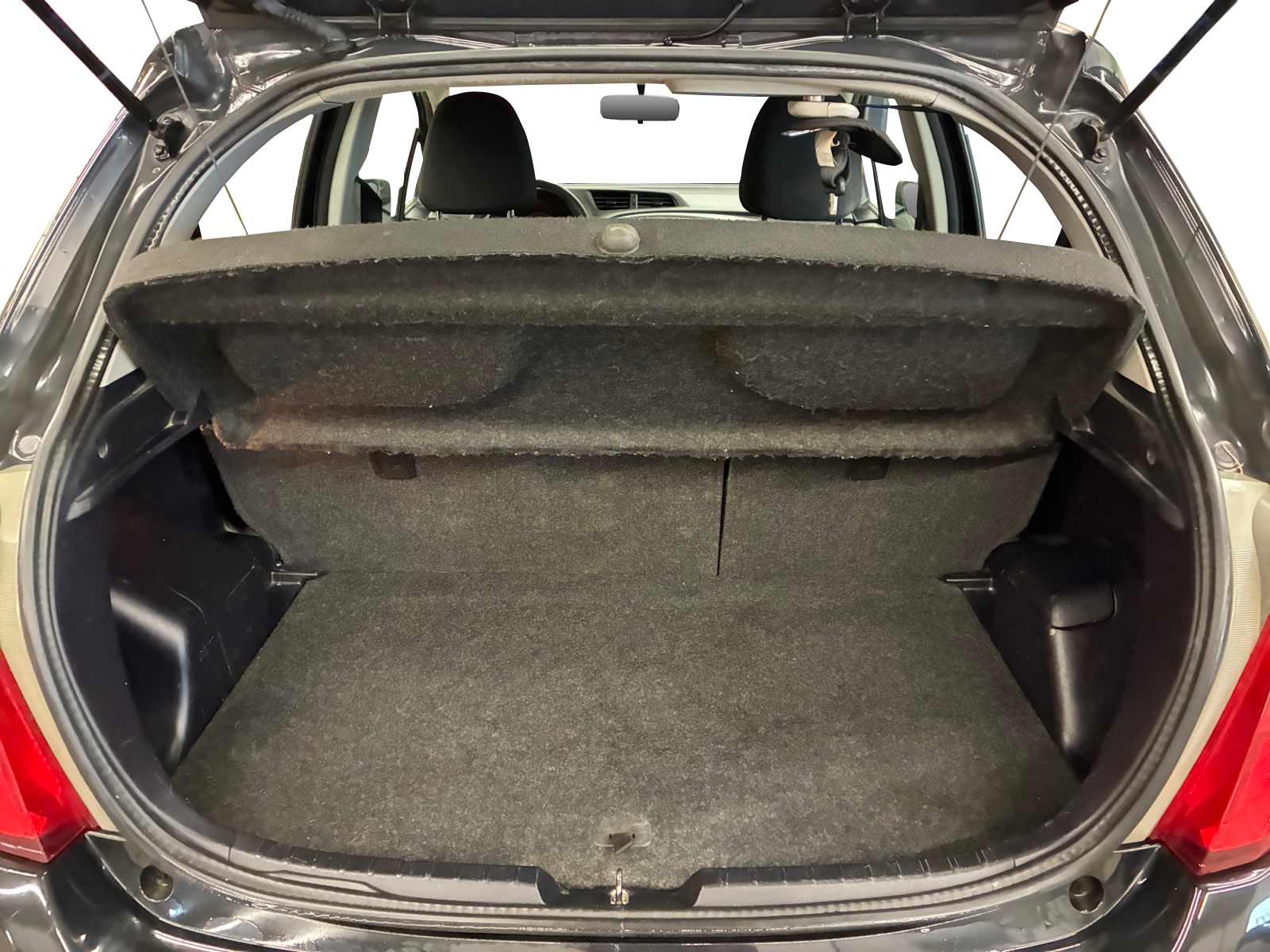 TOYOTA Yaris 69 VVT-i Active 2014