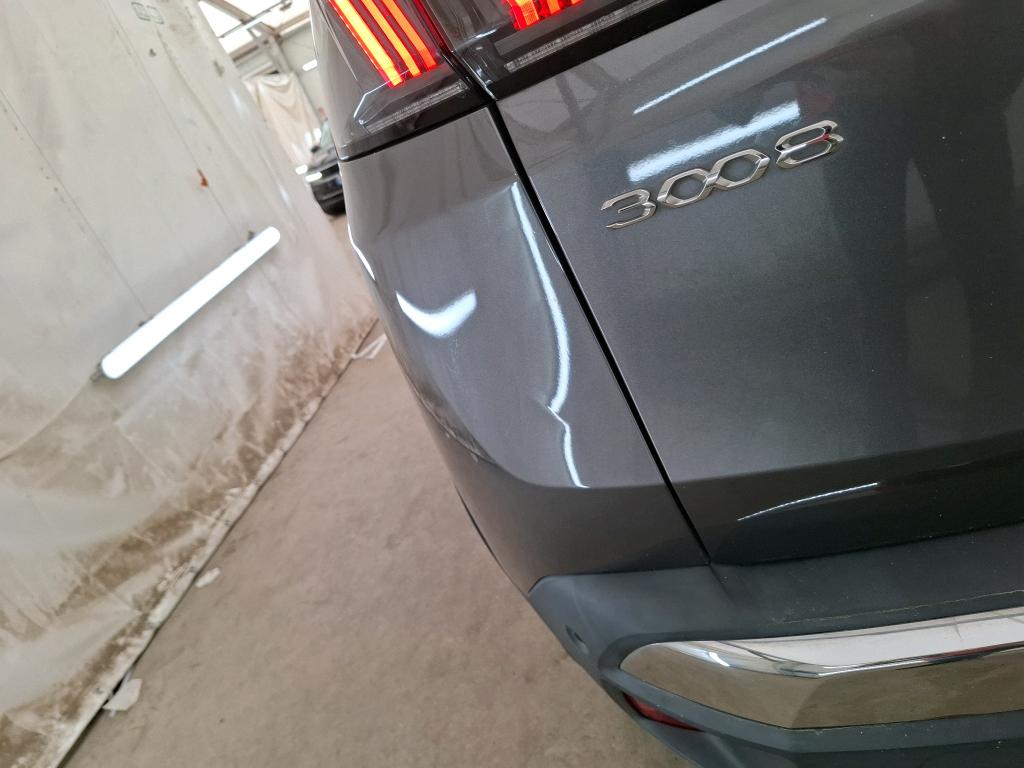PEUGEOT 3008 Hybrid 225 e-EAT8 Allure Pack 2022
