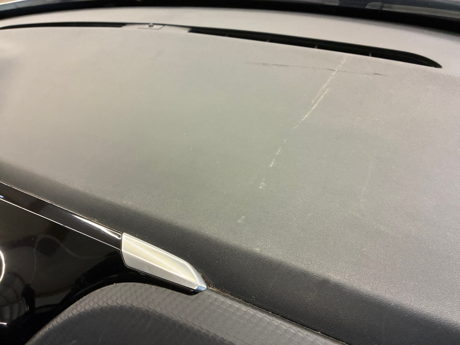 PEUGEOT 2008 BlueHDi 100ch BVM6 Style 2019