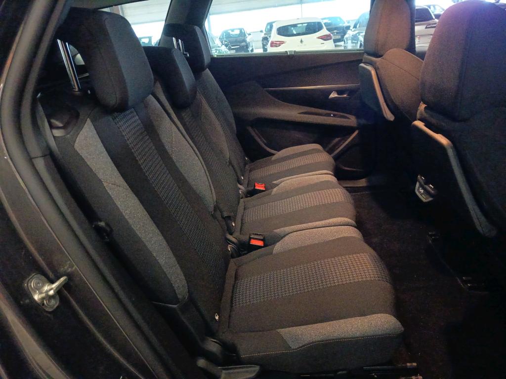 PEUGEOT 5008 BUSINESS PureTech 130ch S&S BVM6 Active 2021