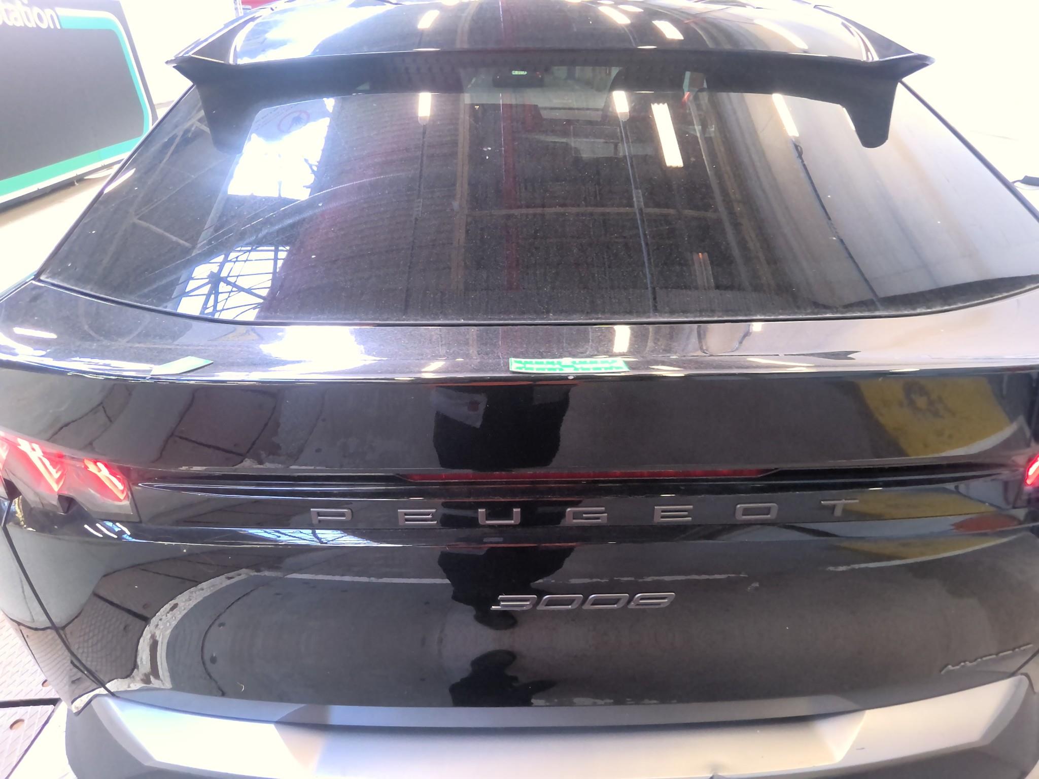 PEUGEOT 3008 Hybrid 136 e-DCS6 GT 2025