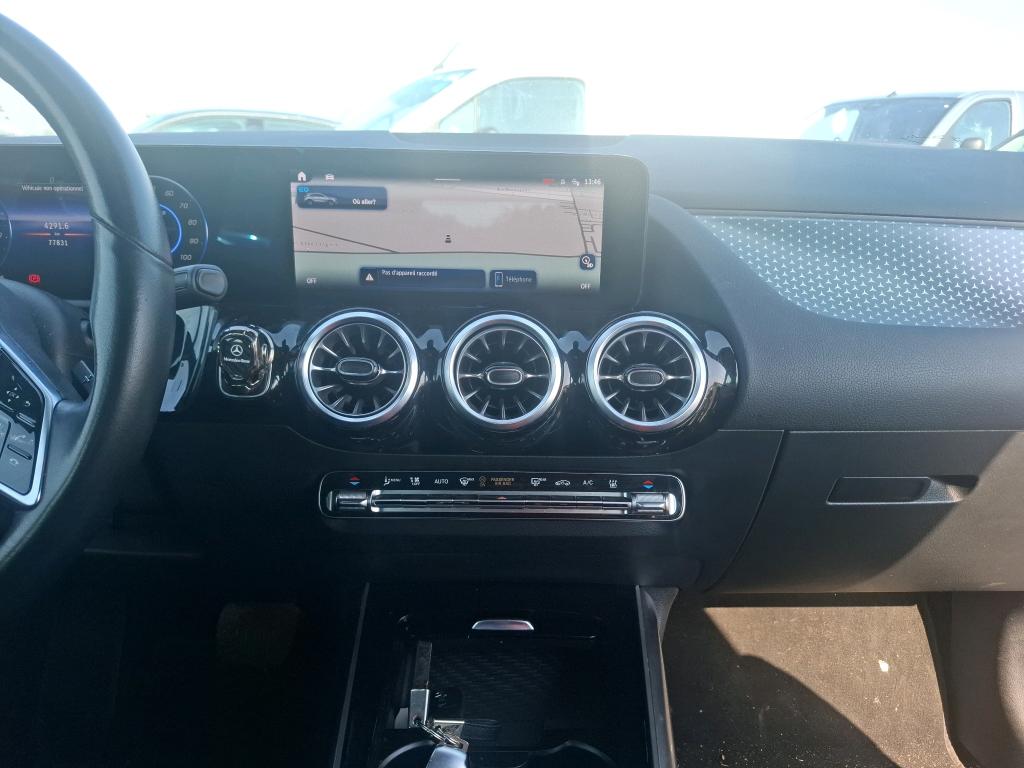 MERCEDES-BENZ EQA 250+ Progressive Line 2024