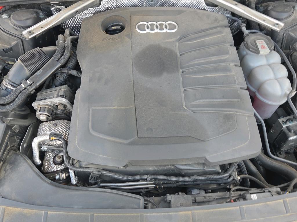 AUDI A4 AVANT 30 TDI 136 S tronic 7 Business Line 2022