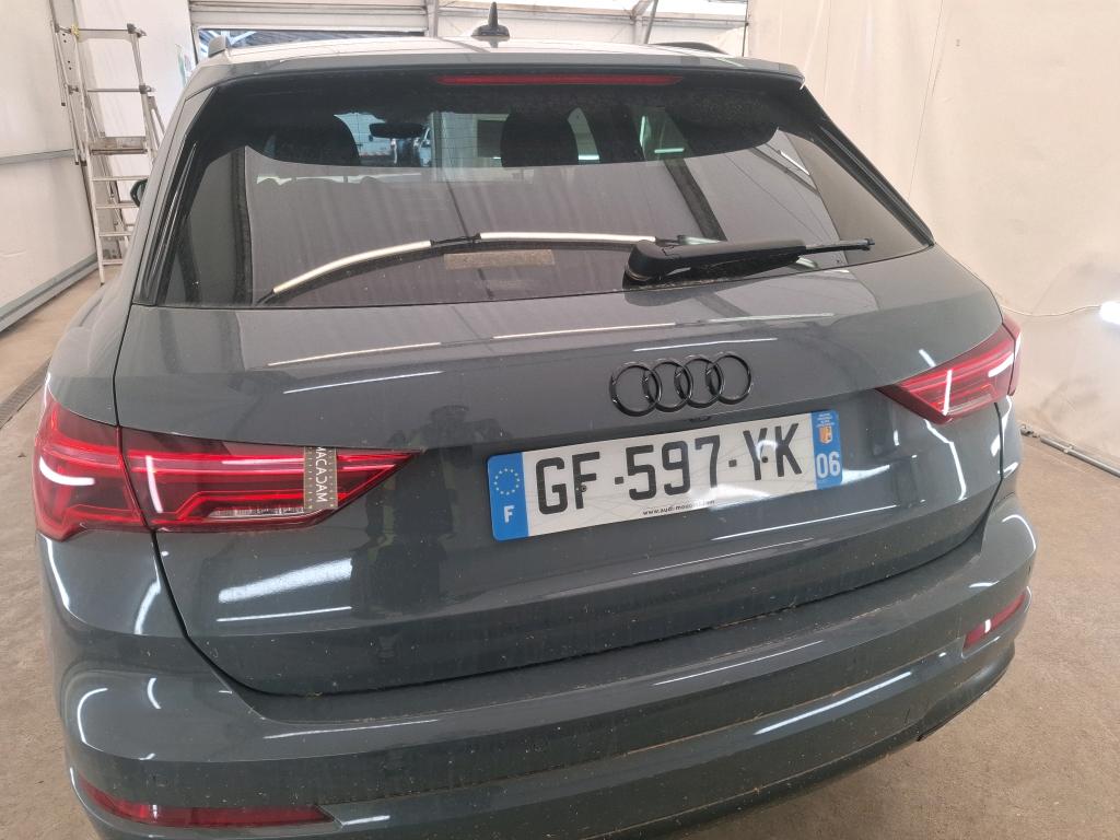 AUDI Q3 35 TFSI 150 ch S tronic 7 Design Luxe 2022