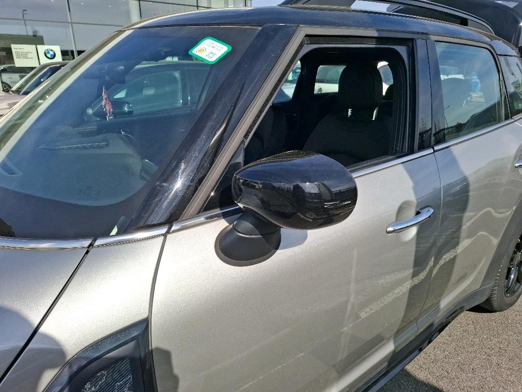 MINI COUNTRYMAN F60 LCI 136 ch BVA7 Cooper Essential 2023