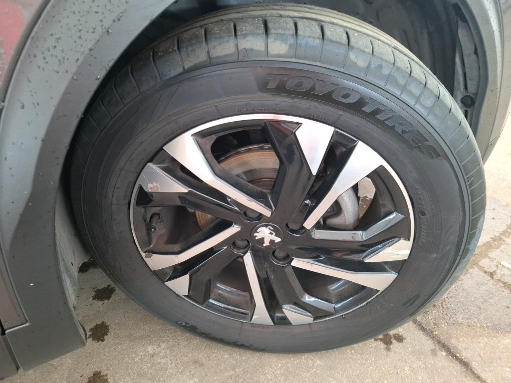 PEUGEOT 2008 PureTech 130 S&S EAT8 Allure Pack 2021