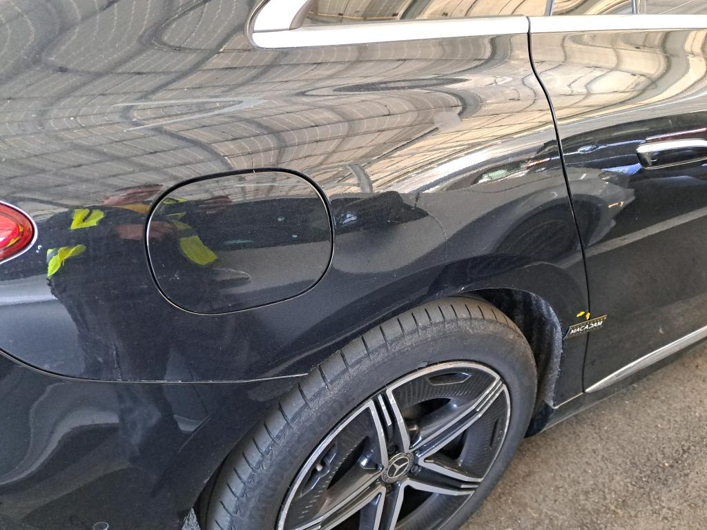 MERCEDES EQE 350 AMG Line 2022