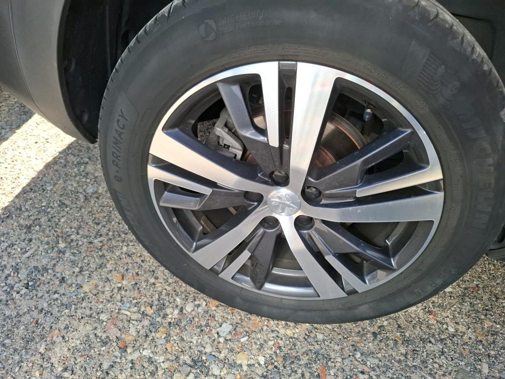 PEUGEOT 5008 PureTech 130ch S&S EAT8 Allure Pack 2023