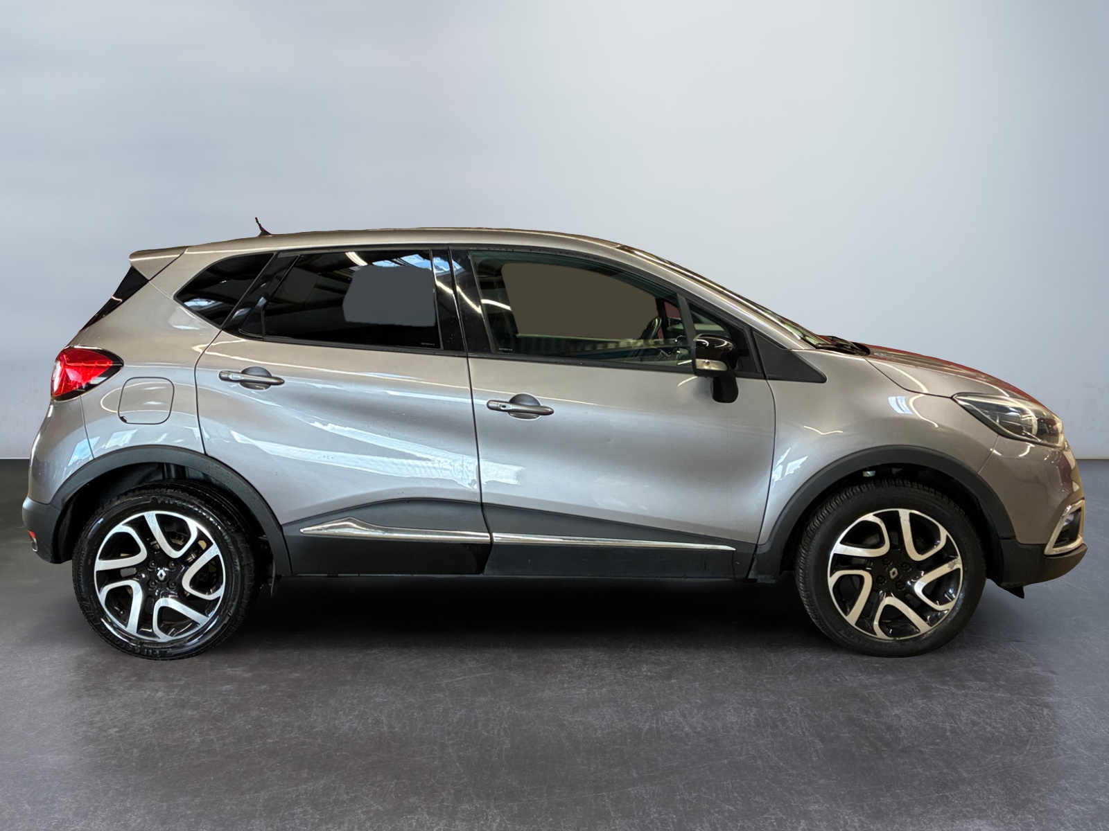 RENAULT Captur dCi 110 Energy Intens 2016