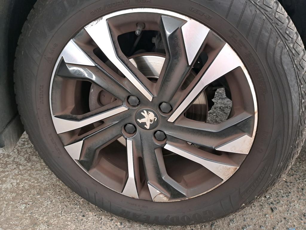 PEUGEOT 2008 BlueHDi 110 S&S BVM6 Allure Pack 2022
