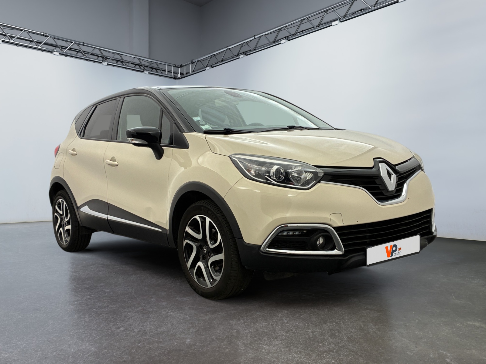 RENAULT Captur dCi 110 Energy Intens Intens 2016
