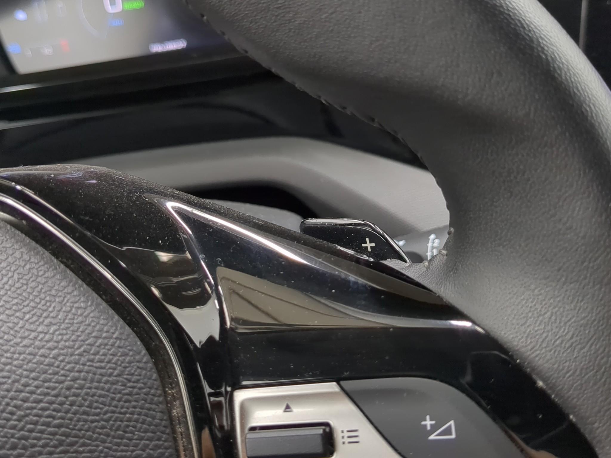 PEUGEOT 308 PHEV 180 e-EAT8 Allure 2023