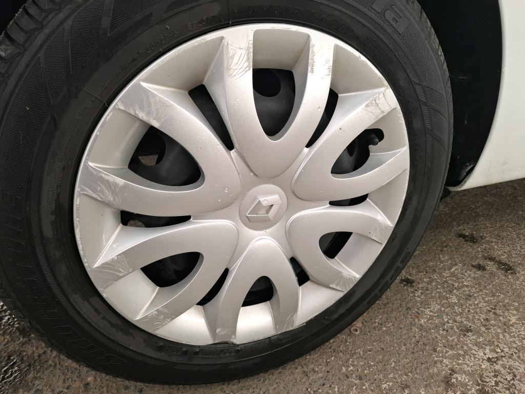 RENAULT CLIO SOCIETE DCI 90 ENERGY E6C AIR MEDIANAV 2019