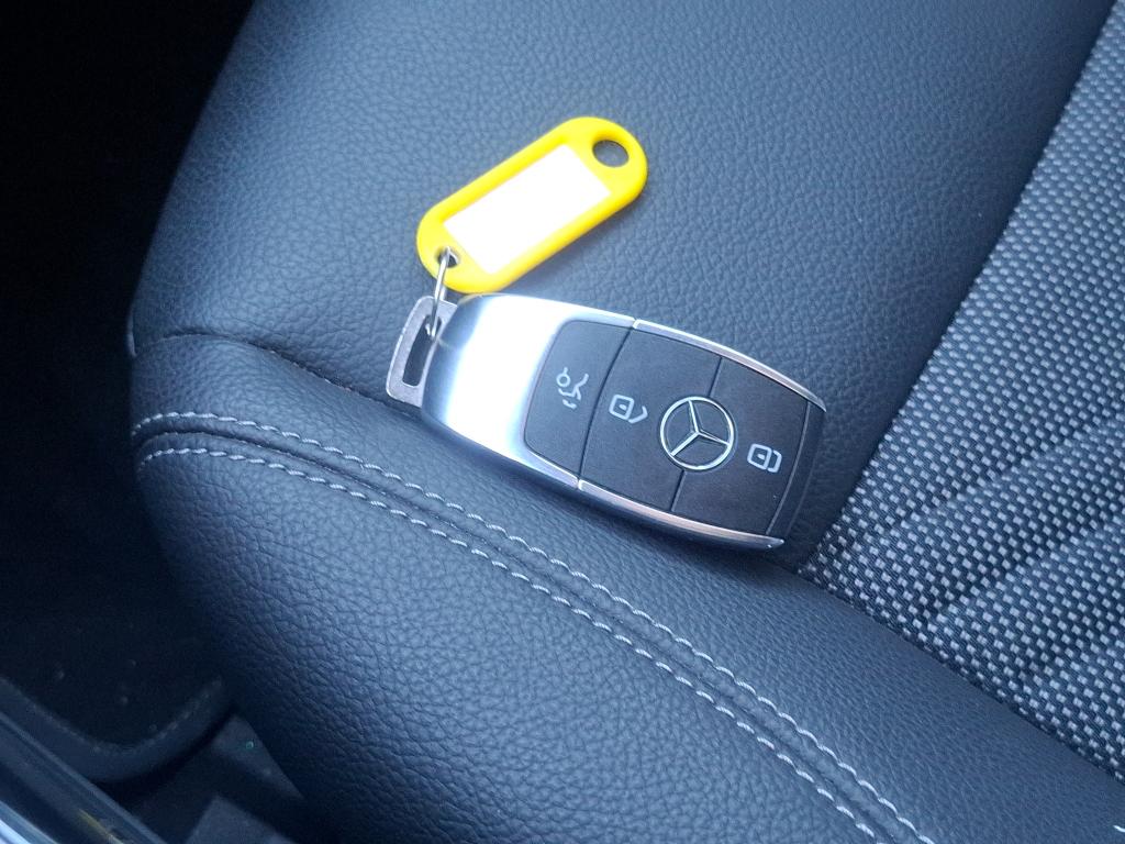 MERCEDES-BENZ MERCEDES CLASSE CLA SHOOTING Brake 200 7G-DCT Progressive Line 2023