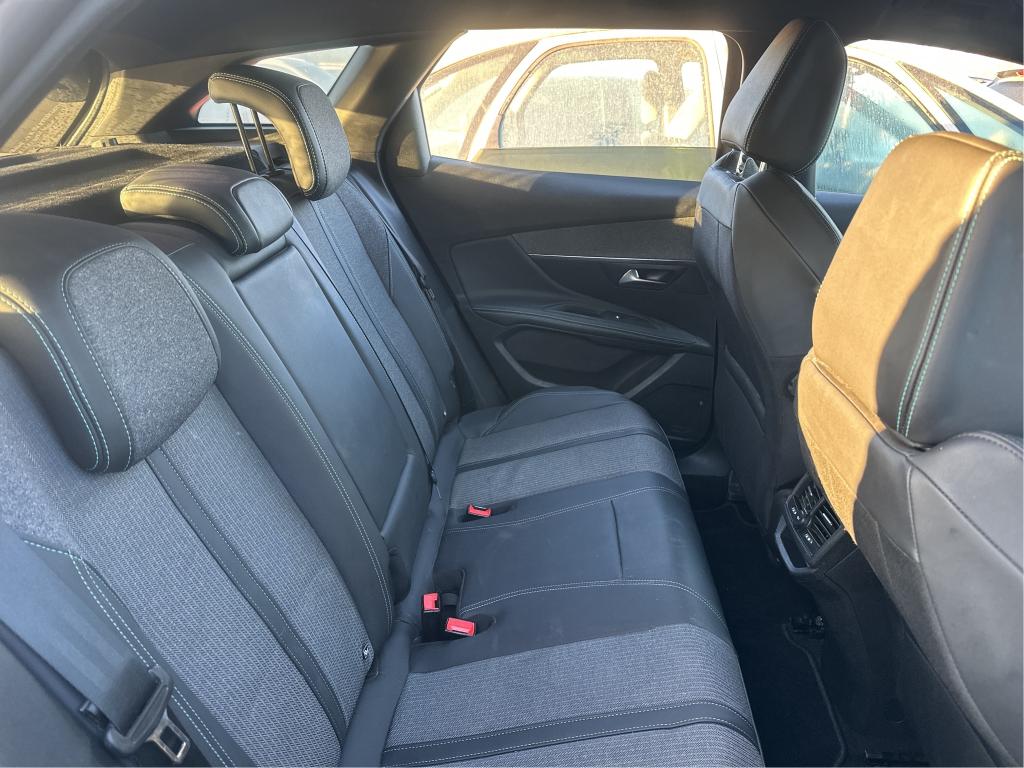 PEUGEOT 3008 Hybrid 180 e-EAT8 Allure Pack 2023