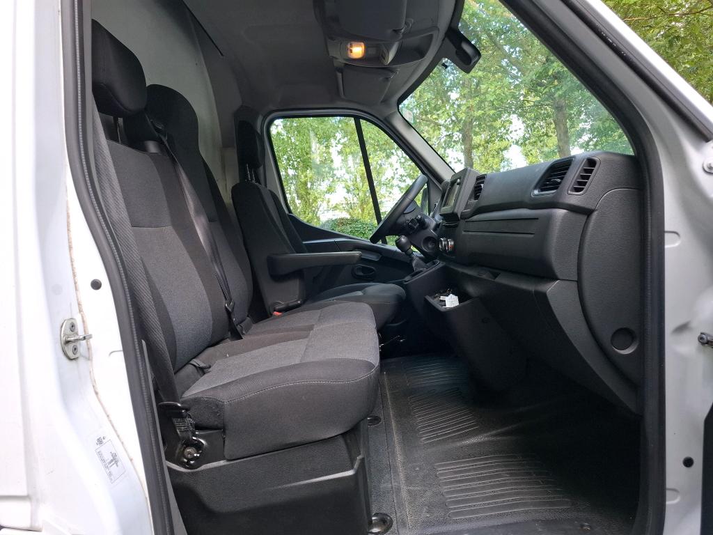 RENAULT MASTER FOURGON FGN TRAC F3500 L3H2 BLUE DCI 135 GRAND CONFORT 2023