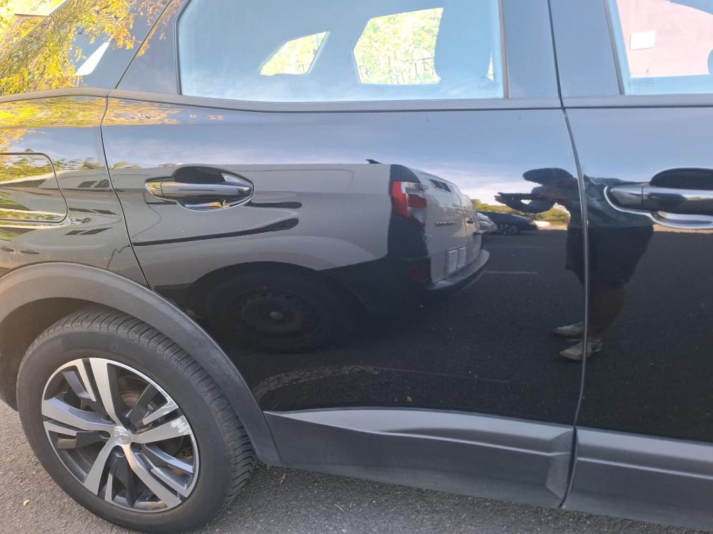 PEUGEOT 3008 Hybrid 225 e-EAT8 Active Pack 2023