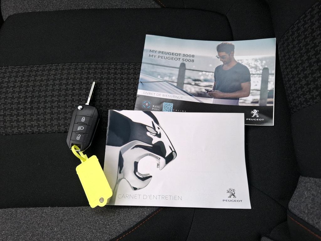 PEUGEOT 5008 BUSINESS PureTech 130ch S&S EAT8 Active 2020