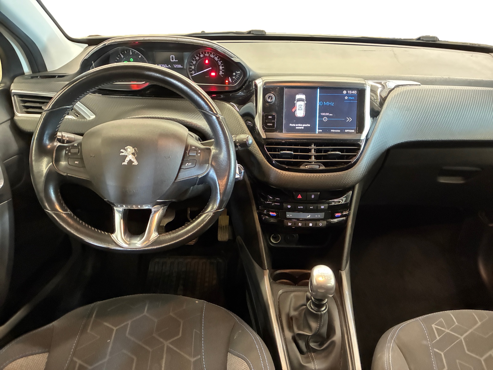 PEUGEOT 2008 BlueHDi 100ch BVM6 Style 2019