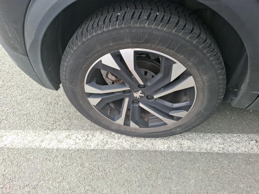 PEUGEOT 2008 BlueHDi 130 S&S EAT8 Allure Pack 2023