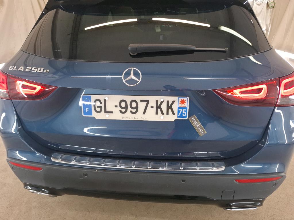 MERCEDES-BENZ MERCEDES GLA II 250 e 8G-DCT Progressive Line 2022