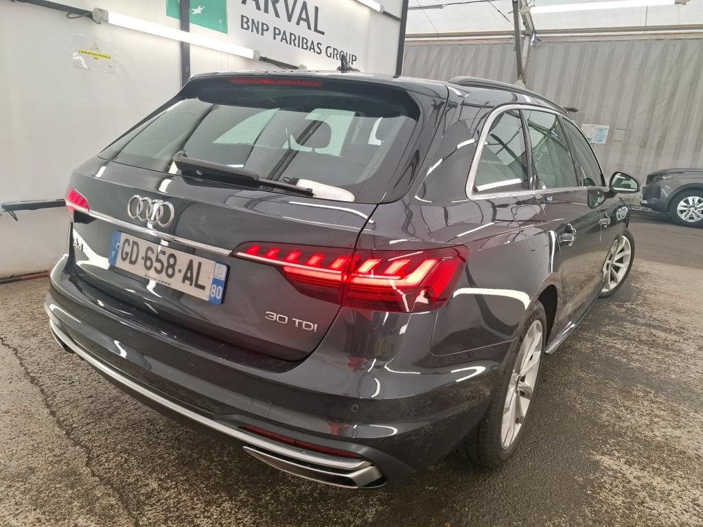 AUDI A4 AVANT 30 TDI 136 S tronic 7 Business Line 2021