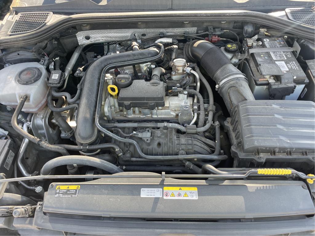 VOLKSWAGEN GOLF 1.0 TSI OPF 110 BVM6 Life Business 2022
