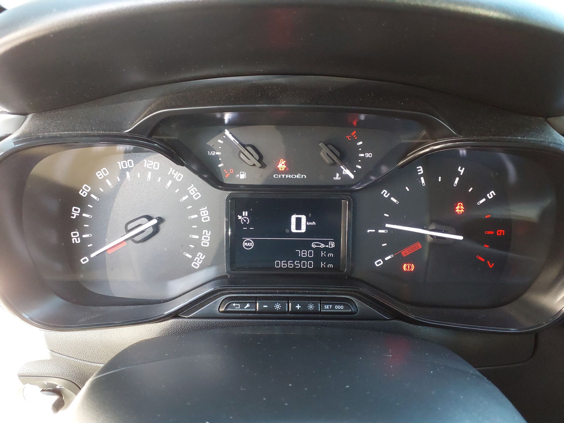 CITROEN C3 PureTech 83 BVM5 Plus 2024