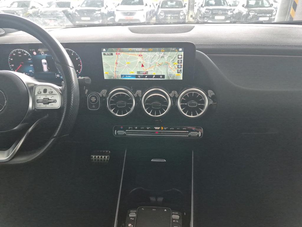 MERCEDES-BENZ MERCEDES GLA II 200 7G-DCT AMG Line 2022