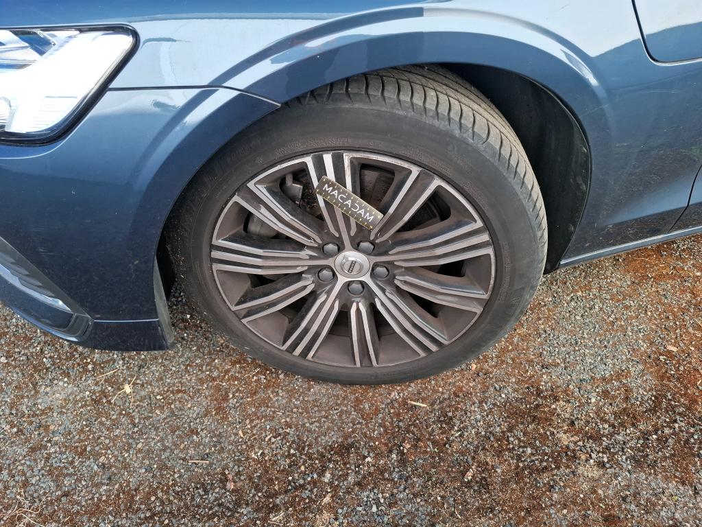 VOLVO V60 T6 AWD Recharge 253 ch + 87 Geartronic 8 Inscription 2021
