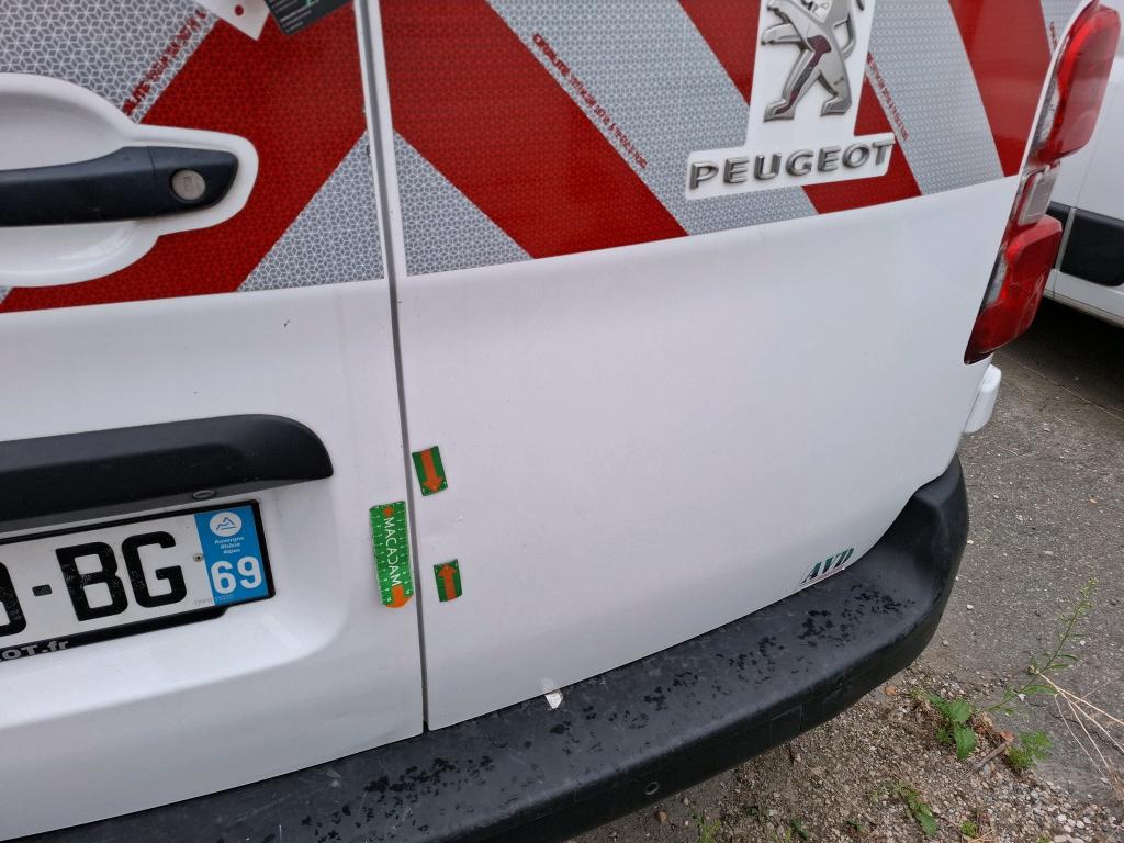 PEUGEOT EXPERT FOURGON TOLE STANDARD 1.5 BLUEHDI 120 S&S BVM6 ASPHALT 2021