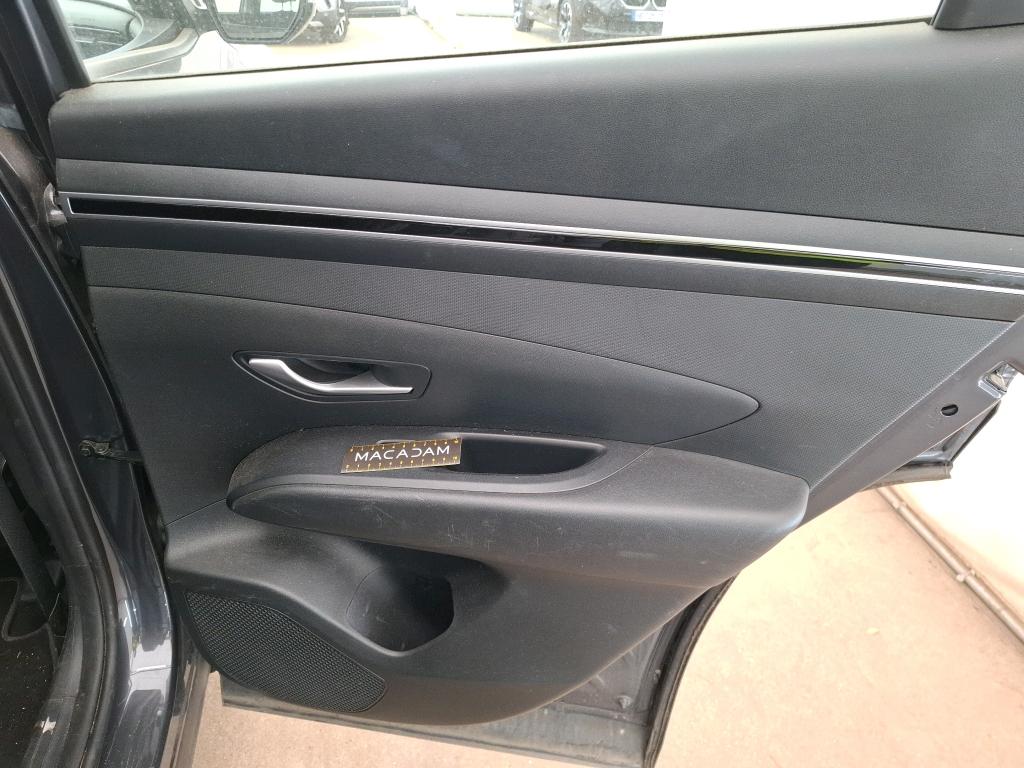 HYUNDAI TUCSON 1.6 T-GDI 230 Hybrid BVA6 Business 2023