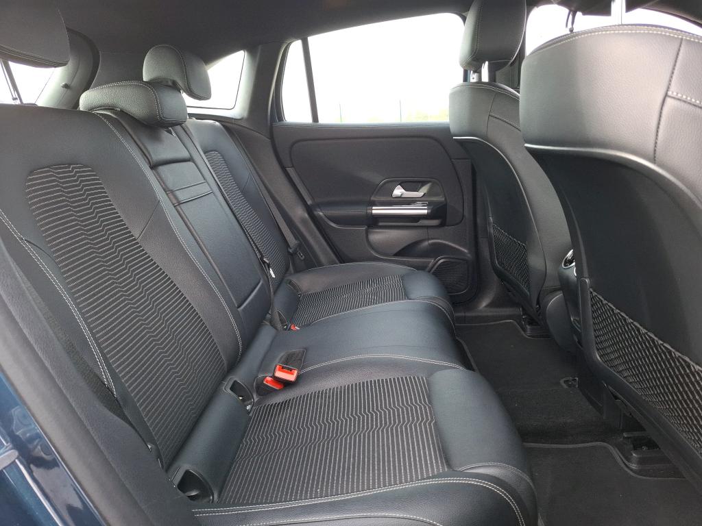 MERCEDES-BENZ EQA 250 Progressive Line 2022