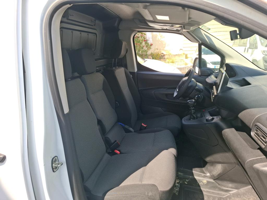 PEUGEOT PARTNER FOURGON STANDARD 1000 KG BLUEHDI 100 S&S BVM5 GRIP 2022