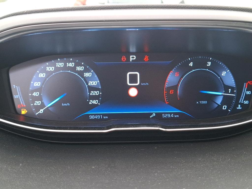 PEUGEOT 5008 BlueHDi 130ch S&S EAT8 Allure 2020