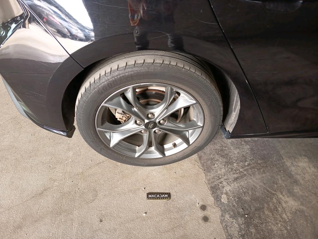 FORD FOCUS 1.5 EcoBlue 120 S&S Titanium 2020