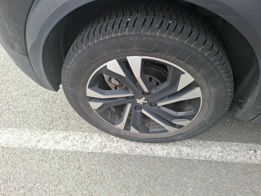 PEUGEOT 2008 BlueHDi 130 S&S EAT8 Allure Pack 2023