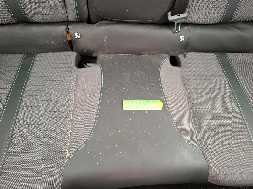 PEUGEOT 2008 BUSINESS PureTech 130 S&S EAT8 Allure 2021