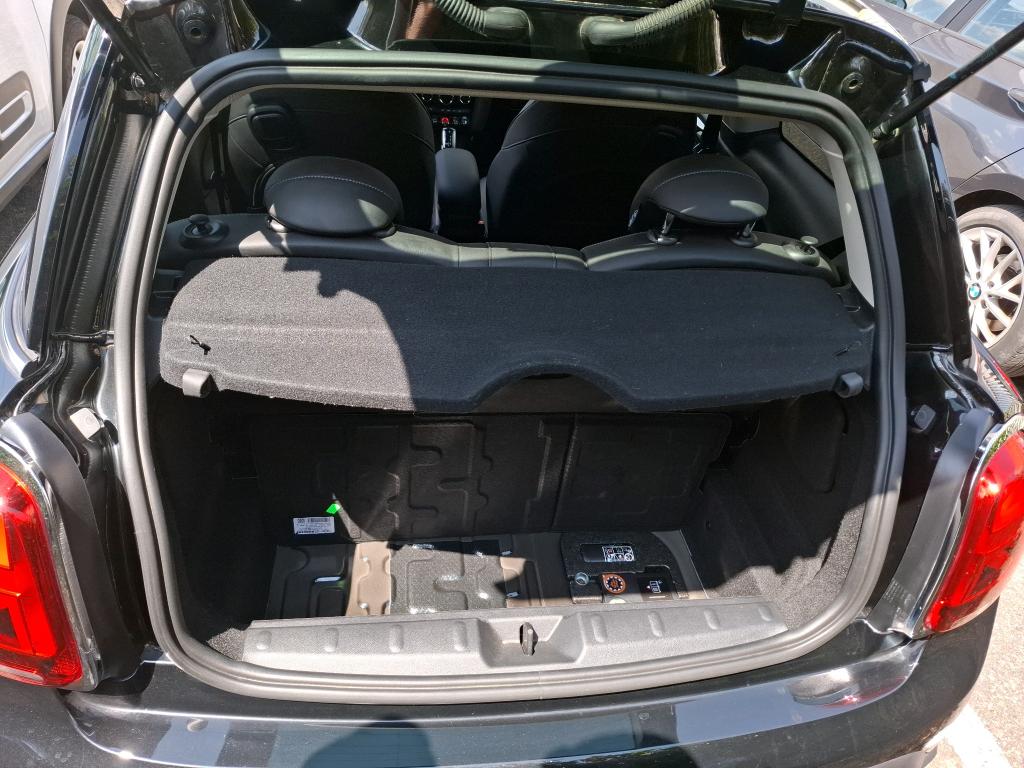 MINI HATCH 3 Portes Cooper 136 ch BVA7 Edition Camden 2023