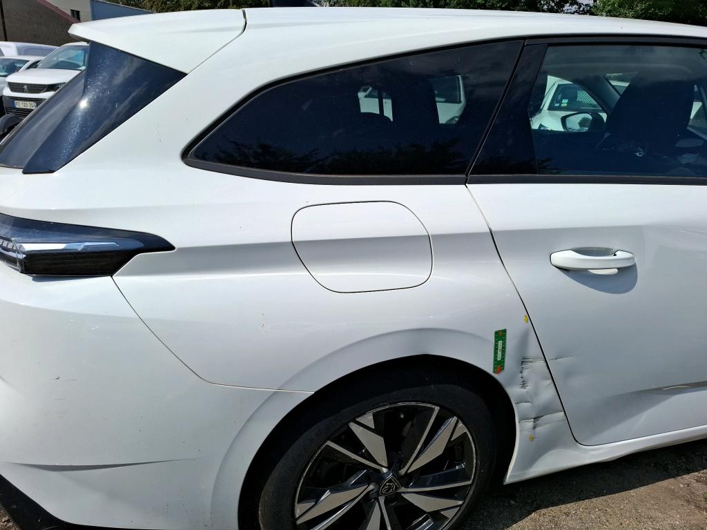 PEUGEOT 308 SW PHEV 180 e-EAT8 Active Pack 2022
