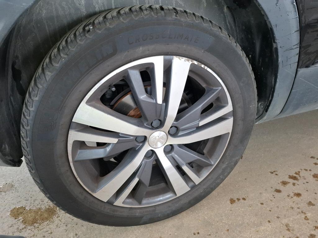 PEUGEOT 3008 BlueHDi 130ch S&S EAT8 Allure Pack 2020