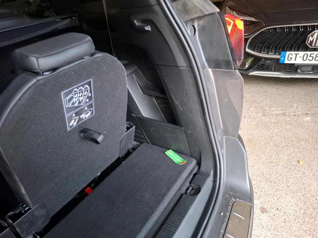 PEUGEOT 5008 BlueHDi 130ch S&S EAT8 GT 2023