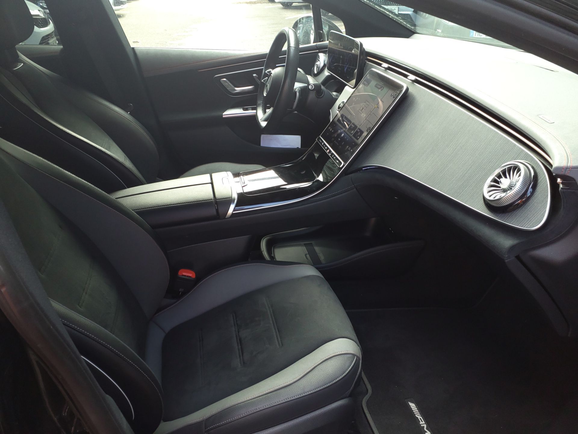 MERCEDES EQE 350 AMG Line 2024