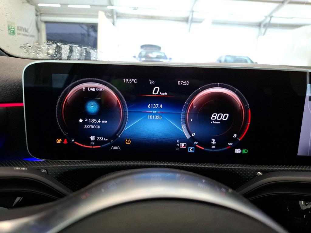 MERCEDES CLASSE A 180 7G-DCT AMG Line 2020