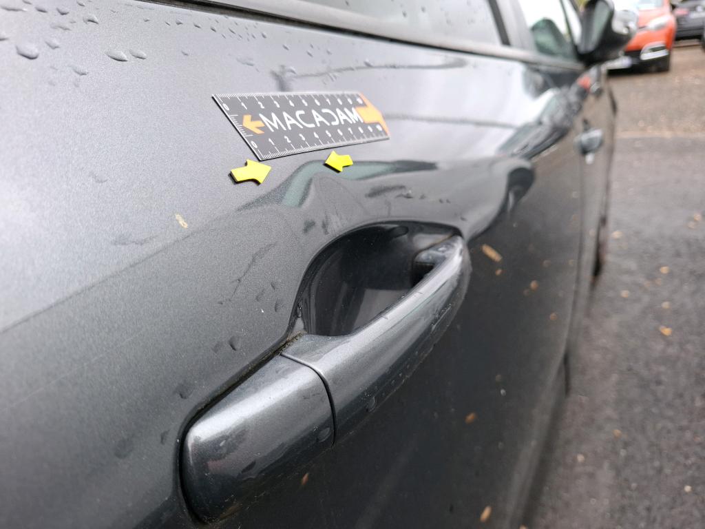 PEUGEOT 208 1.2 PureTech 82ch BVM5 Active 2015